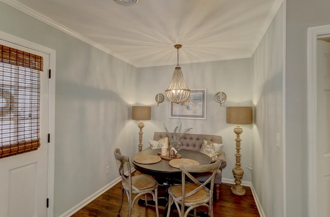 Building Photo - Beautiful Mt. Pleasant Home!