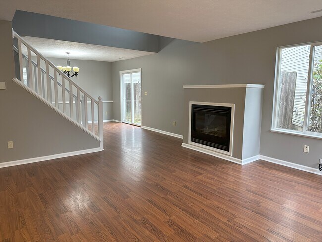 Building Photo - 4910 Clarkson Dr