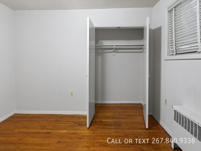 Building Photo - 4040 Livingston Rd SE