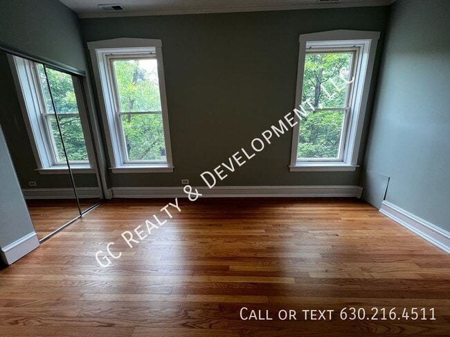 Building Photo - 2144 W Estes Ave