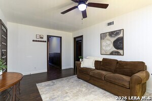 Building Photo - 1015 Cerro Alto Dr