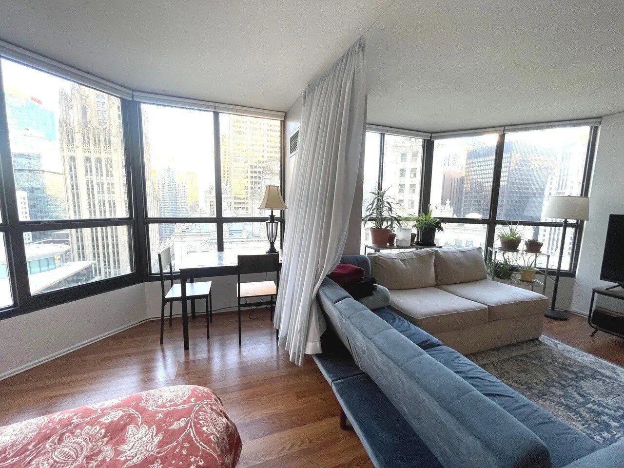 Building Photo - 405 N Wabash Ave