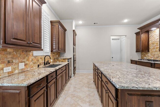 Building Photo - 18900 N Bee Cave Springs Cir