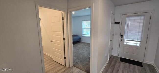 Building Photo - 6472 Slabinski Ln