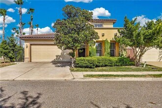 Building Photo - 3101 Santa Rita St