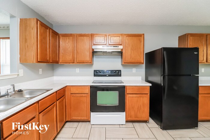 Building Photo - 5708 Addington Dr