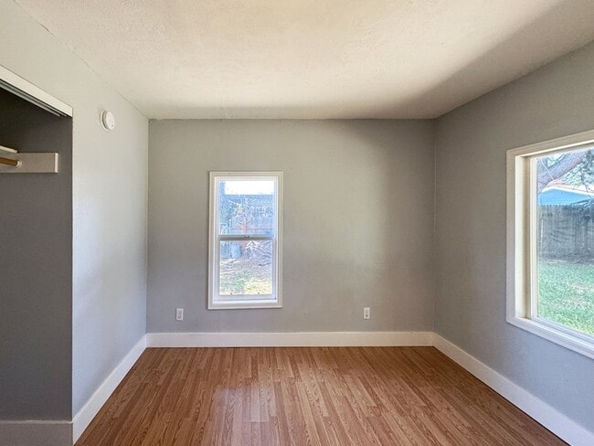 Building Photo - 519 Cinderella Loop