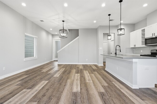 Building Photo - 417 Stonework Sage Ln