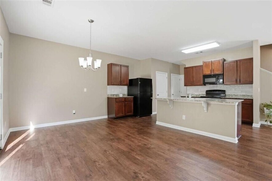 Building Photo - 514 Altama Way