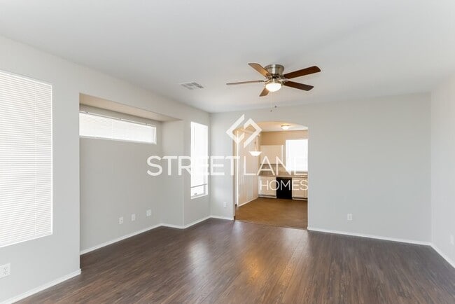 Building Photo - REDUCED!