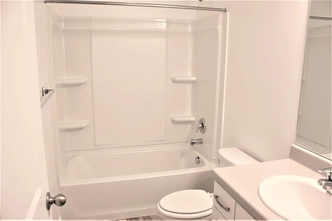 Building Photo - Coming Soon!