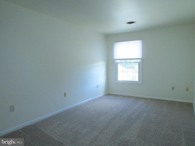 Building Photo - 31079 Crepe Myrtle Dr