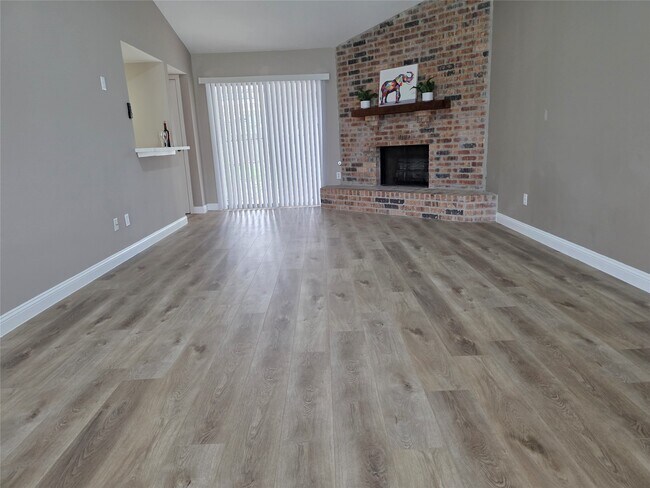 Building Photo - 11350 Raven View Dr