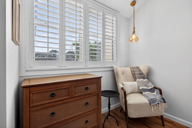 Building Photo - 3069 Mainsail Cir