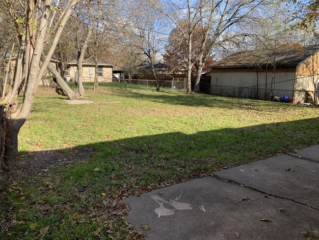 Building Photo - 1820 Nelva St