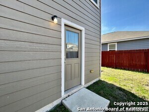 Building Photo - 11859 Davalos Ln