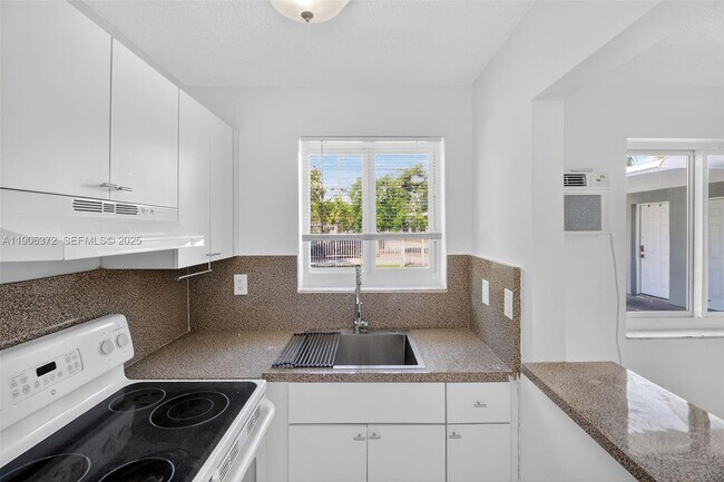 Building Photo - 1864 NW 28th St