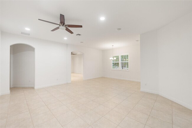 Building Photo - 9741 S Miralago Way