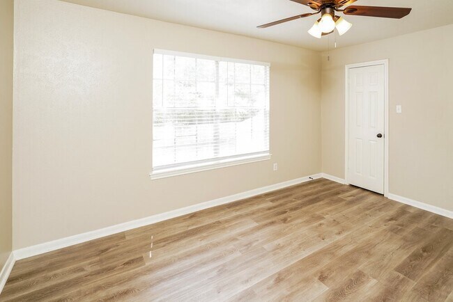 Building Photo - 24814 Butterwick Dr