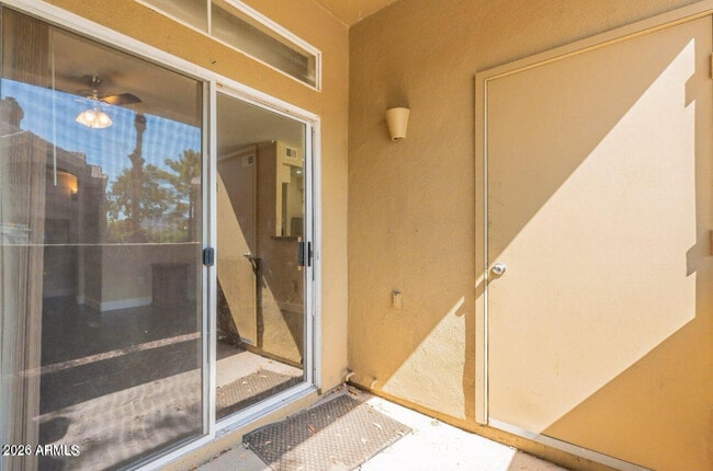 Building Photo - 5335 E Shea Blvd