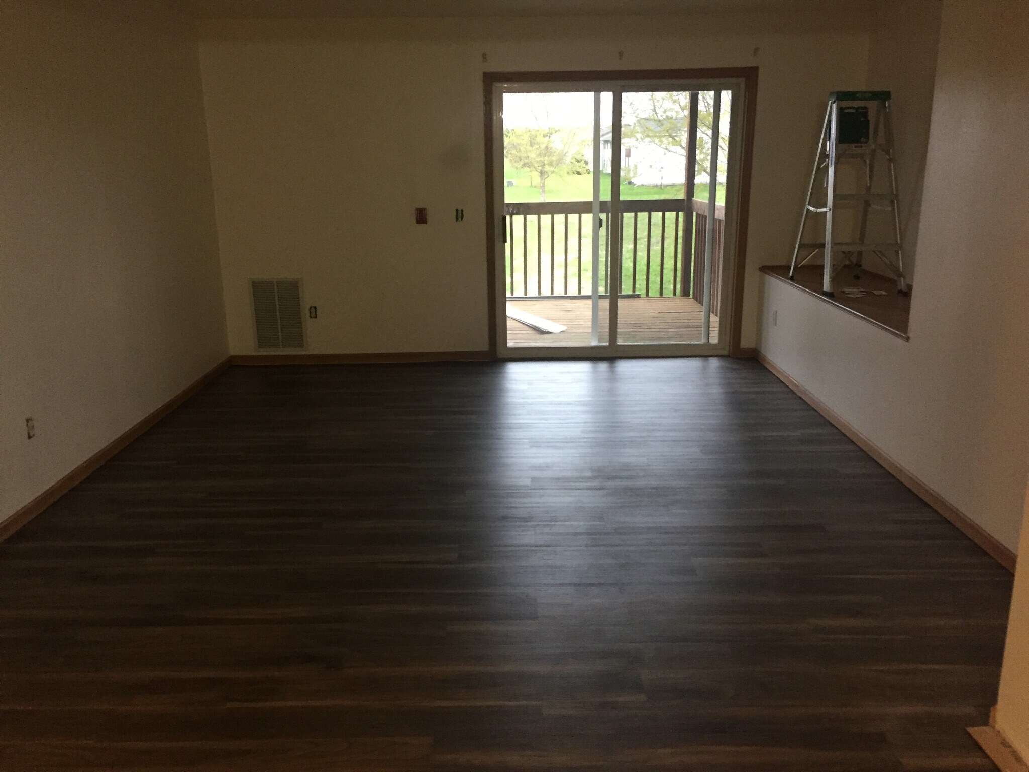 Building Photo - 517 Trail Side Dr