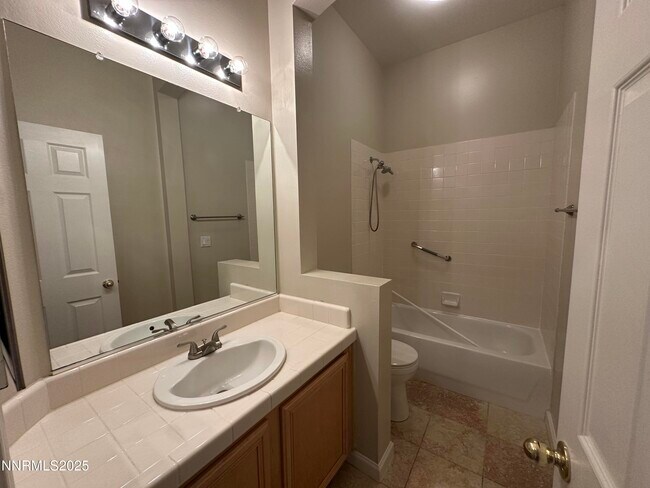 Building Photo - 10175 Coyote Creek Ct