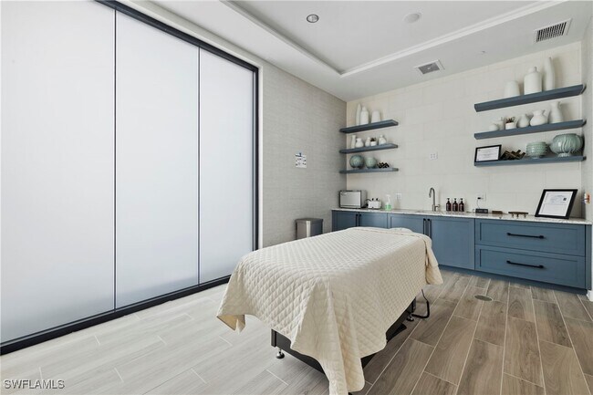 Building Photo - 11964 Molto Dr