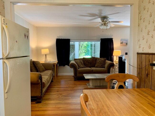 Building Photo - 67 Cable Rd