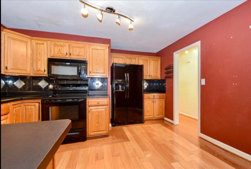 Building Photo - 5348 Cave Spring Ln