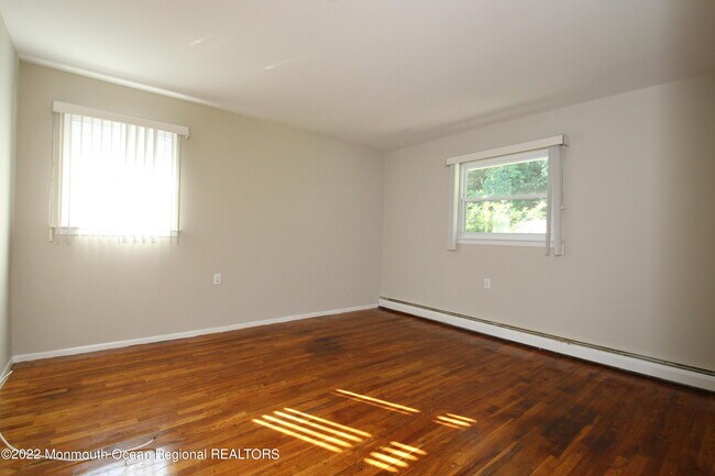 Building Photo - 2217 Mt Hope Ln
