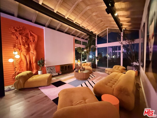 Building Photo - 3056 Corda Dr