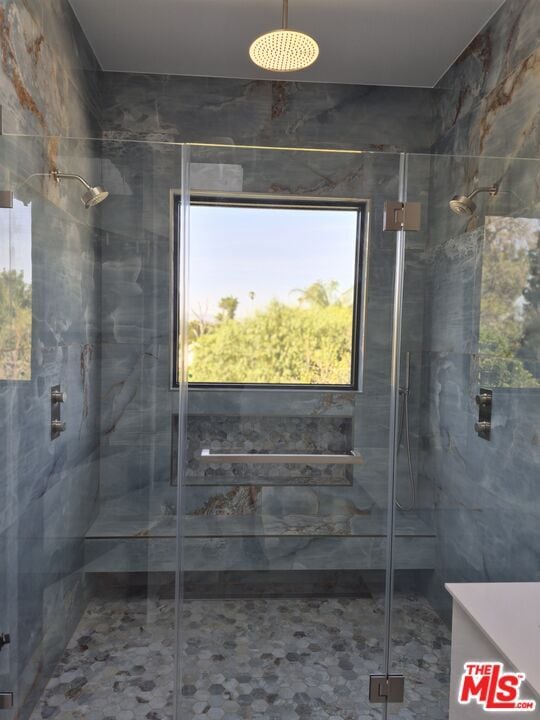 Building Photo - 5299 1/2 Crebs Ave