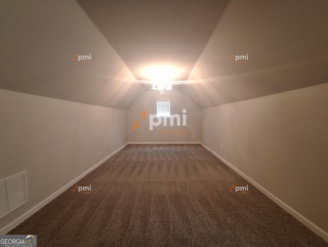 Building Photo - 145 Loudoun Dr