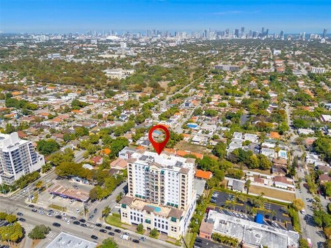 Building Photo - 1627 SW 37th Ave