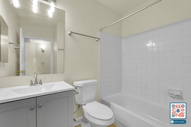 Building Photo - MOVE IN THIS YEAR - FREE MONTH'S RENT IN 1st 90 DAYS!