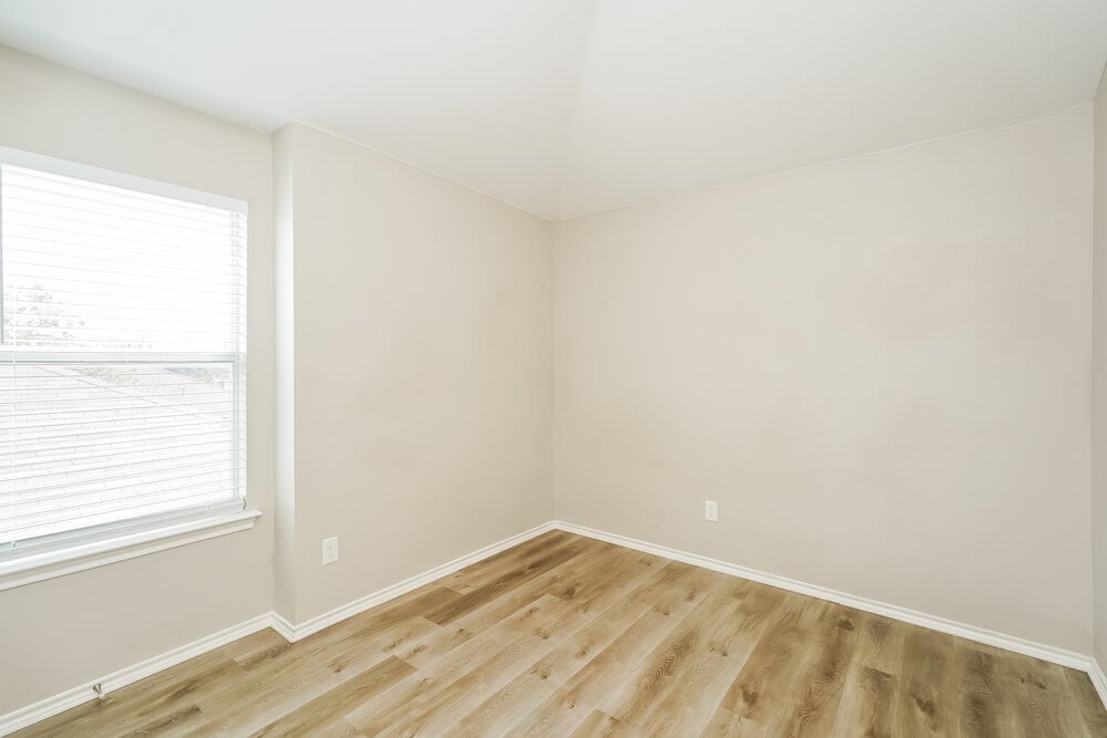 Building Photo - 2105 Pacino Dr