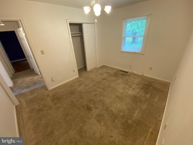 Building Photo - 802 Payton Dr