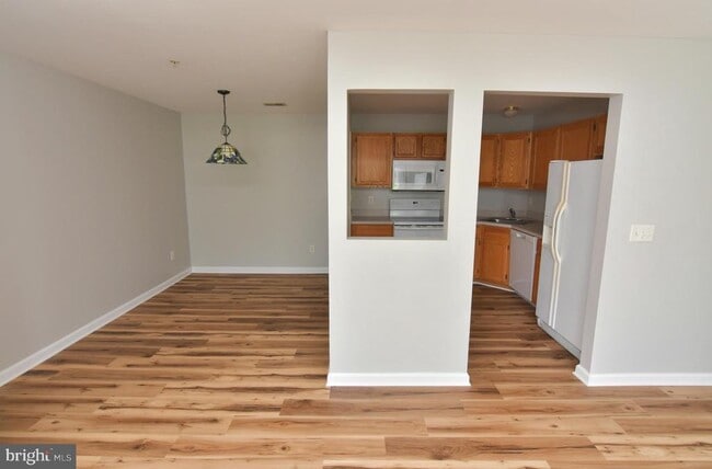 Building Photo - 136 Brookland Ct