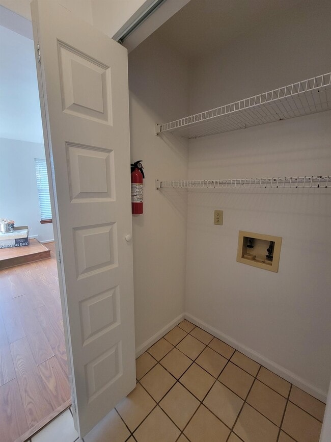 Building Photo - 1303 Snowflake Cir