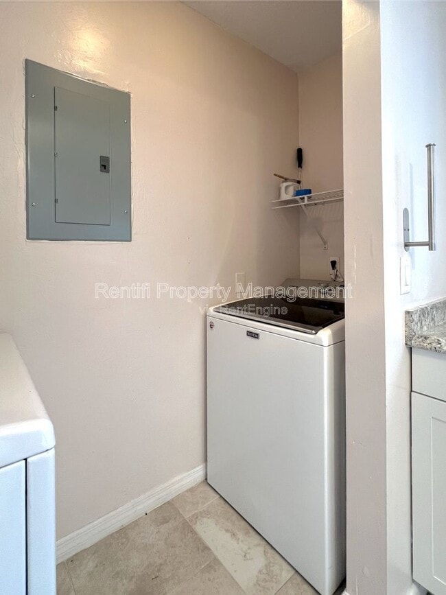 Building Photo - 18134 Matanzas Rd