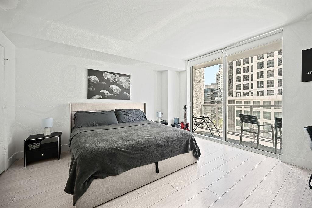 Building Photo - 500 Brickell Ave