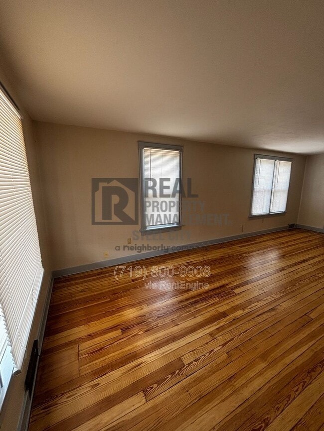 Building Photo - 1811 E Evans Ave