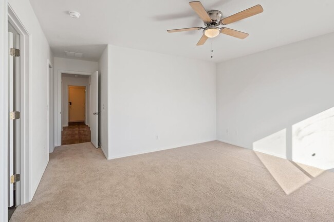 Building Photo - 6653 S Via Vista De Santa Cruz