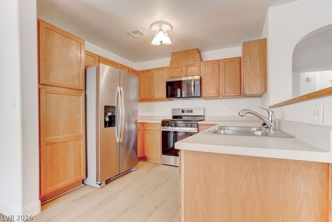 Building Photo - 6540 E Slate Springs Ct