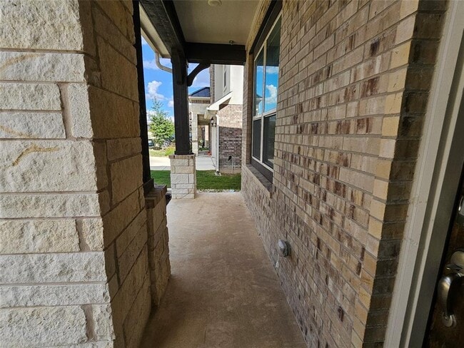 Building Photo - 1105 Malibar Ln