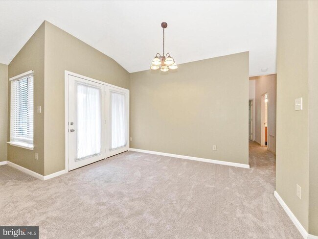 Building Photo - 2106 Whitehall Rd