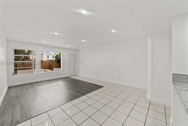 Building Photo - 1710 NE 142nd St