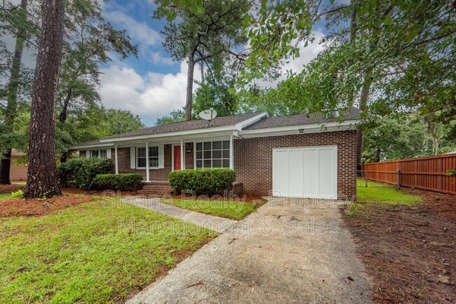 Building Photo - 1010 Yorktown Dr