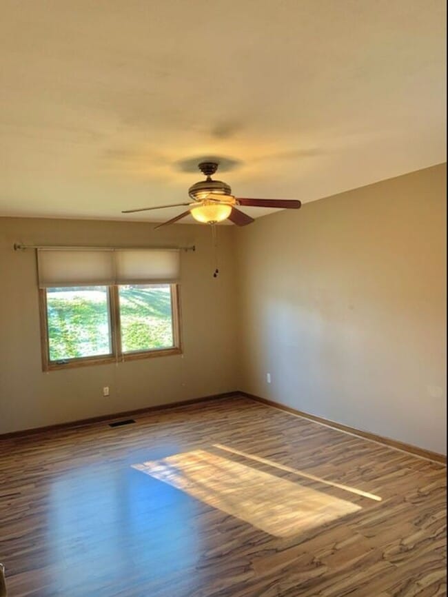 Building Photo - Exceptional 2 Bedroom, 2 Bath Ranch Townhome with 2 Car Attached Garage in Fort Collins, CO