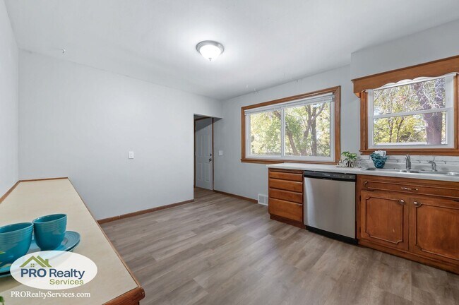 Building Photo - 8336 Blaisdell Ave S